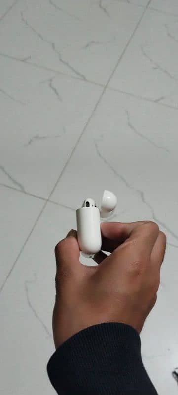 apple original airpods gen 2 2