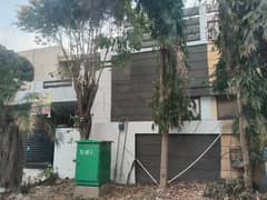 5 MARLA BRAND ULTRA LUXURY MODERN HOUSE FOR SALE IN SECTOR C BAHRIA TOWN LAHORE OKAY CONDITION