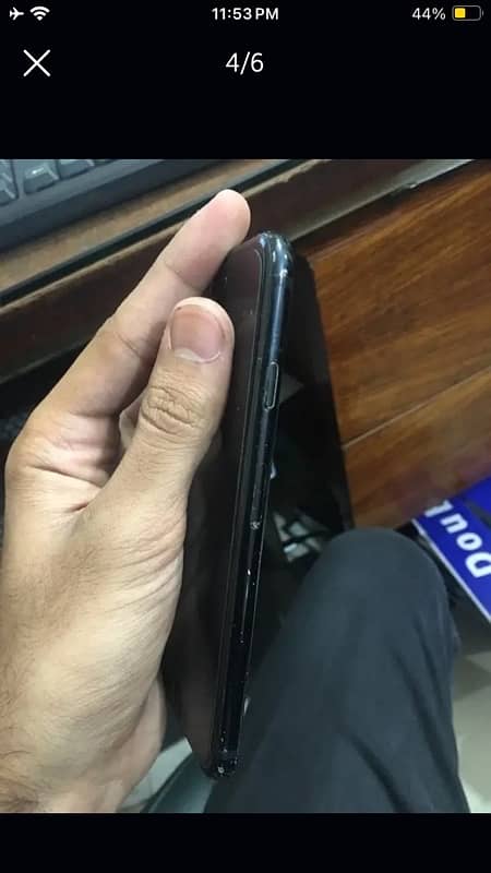 i phone SE 3rd GEN 2