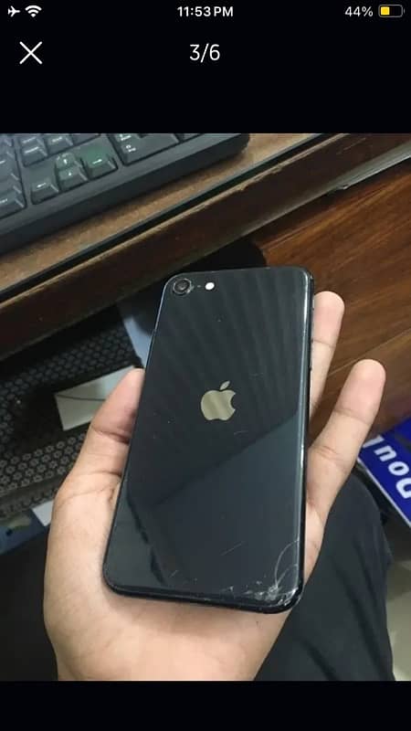 i phone SE 3rd GEN 3