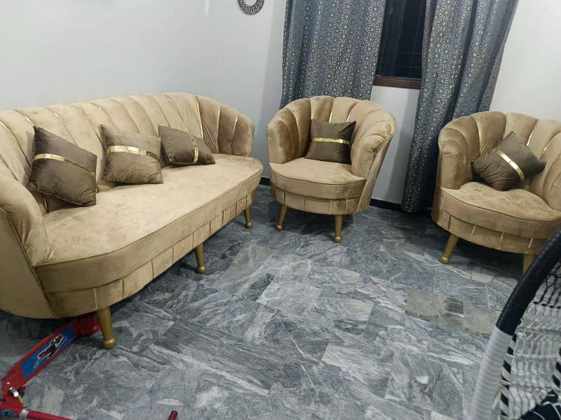 sofa set 0