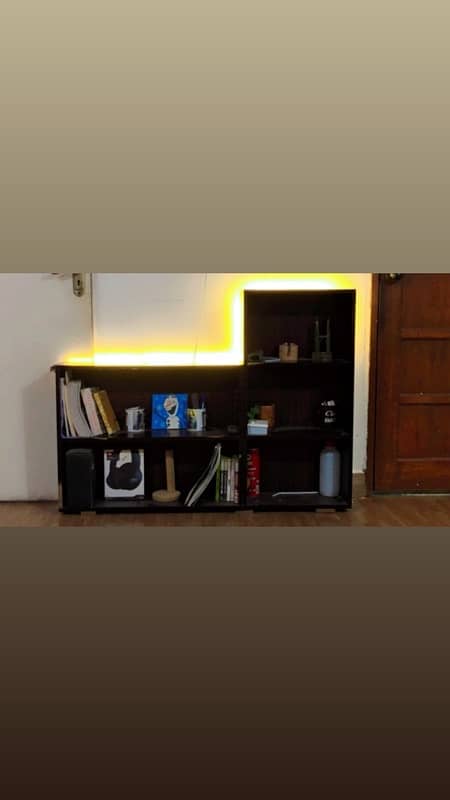 Shelf with led light 0