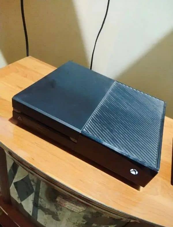 Xbox One (500GB) 0