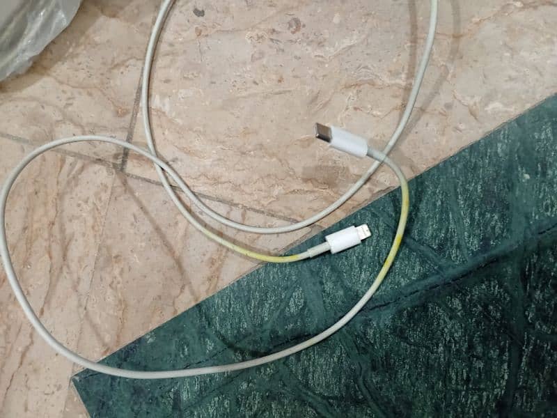 Iphone 13 pro original box cable Vietnam 1
