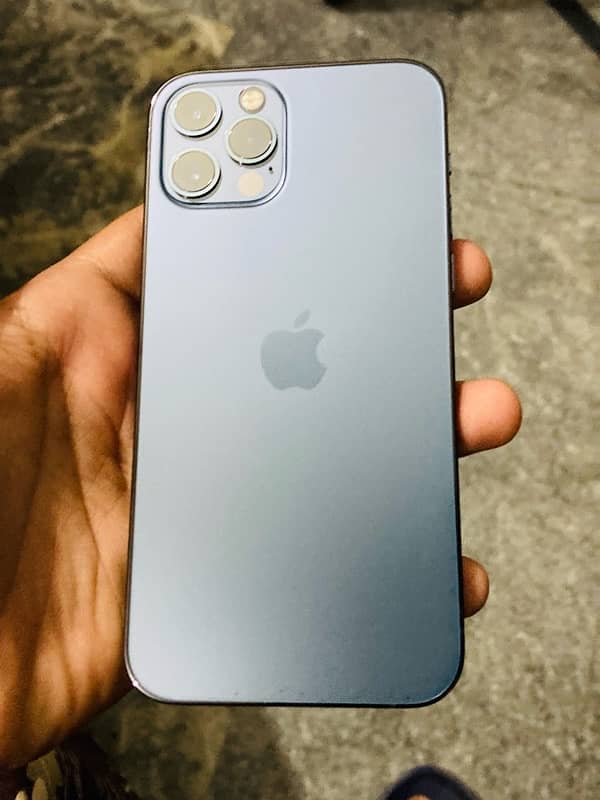 iPhone 12pro 0