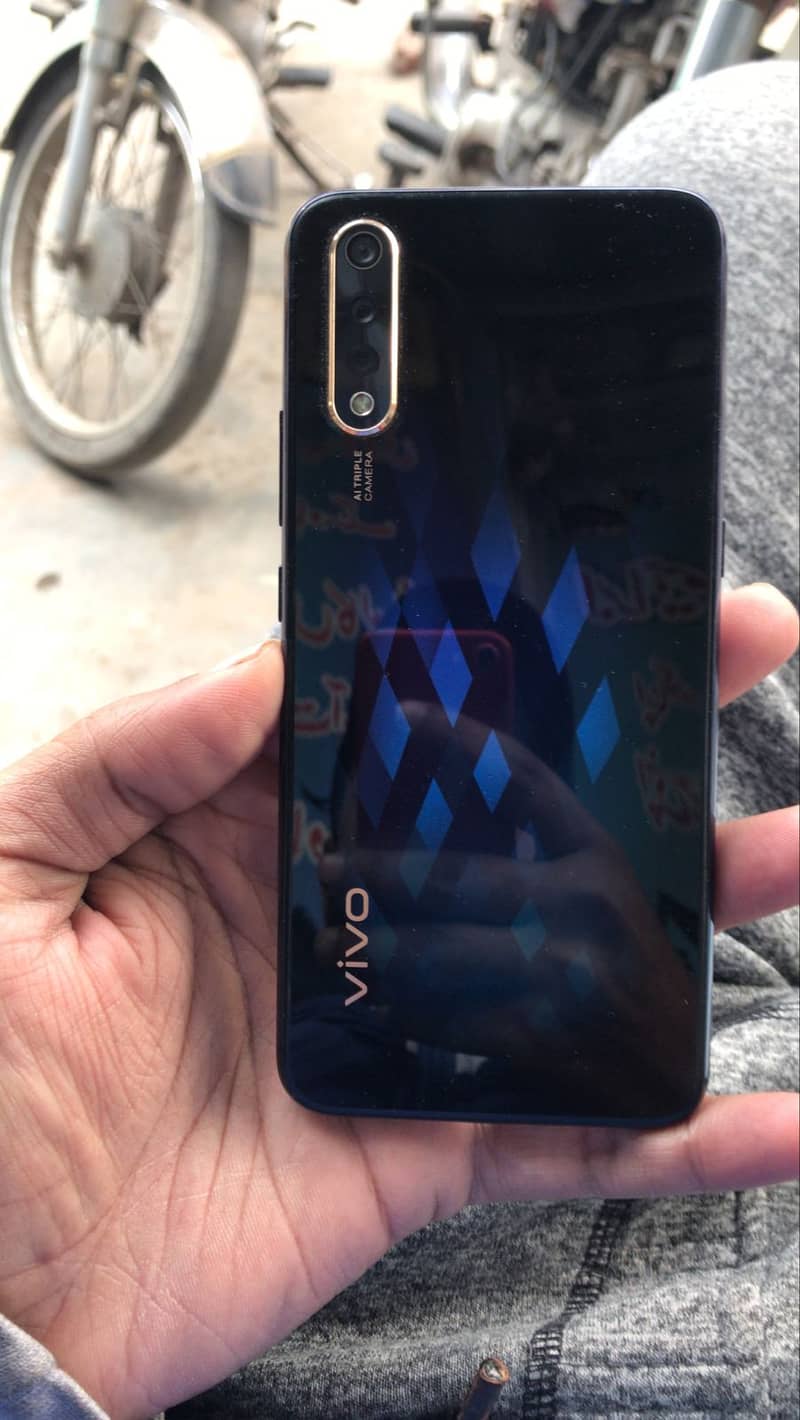 Vivo S1 0