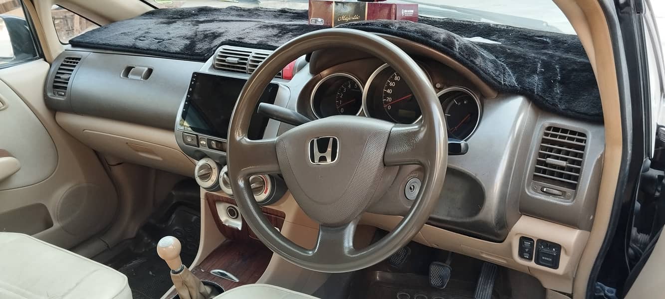 Honda City IDSI 2008 10