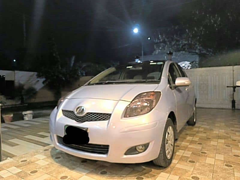 Toyota Vitz 2010 4