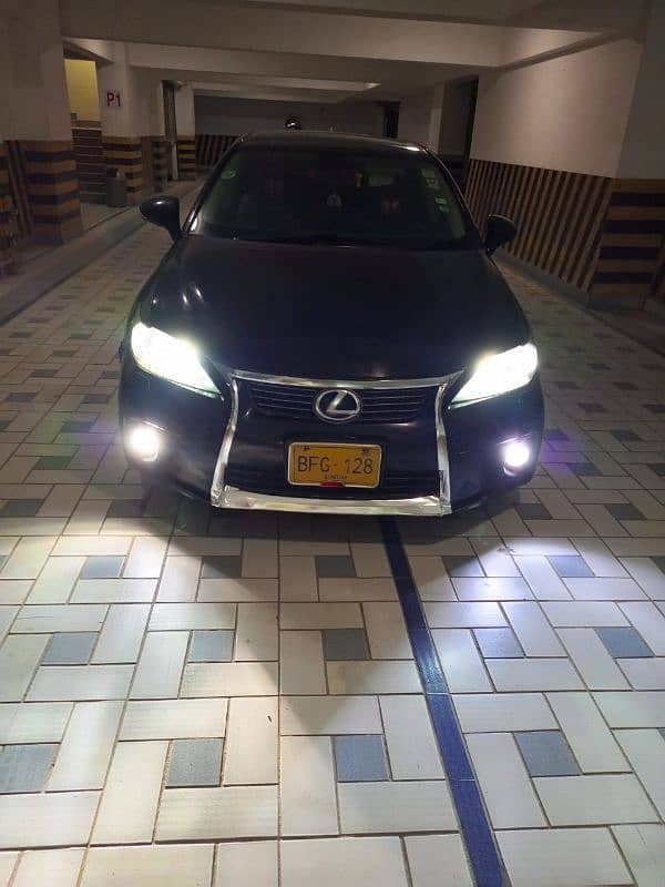 Lexus CT200h 2011 13