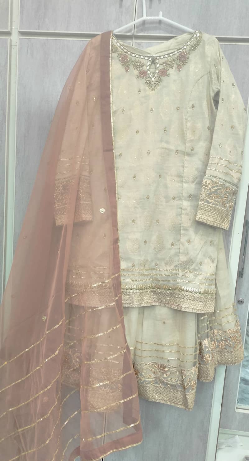 Geara set by Batik studio 4