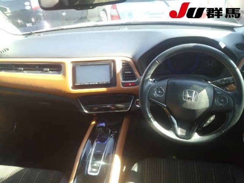 Honda Vezel 2015 5