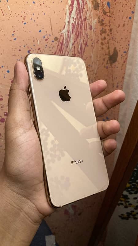 iPhone Xs max 1