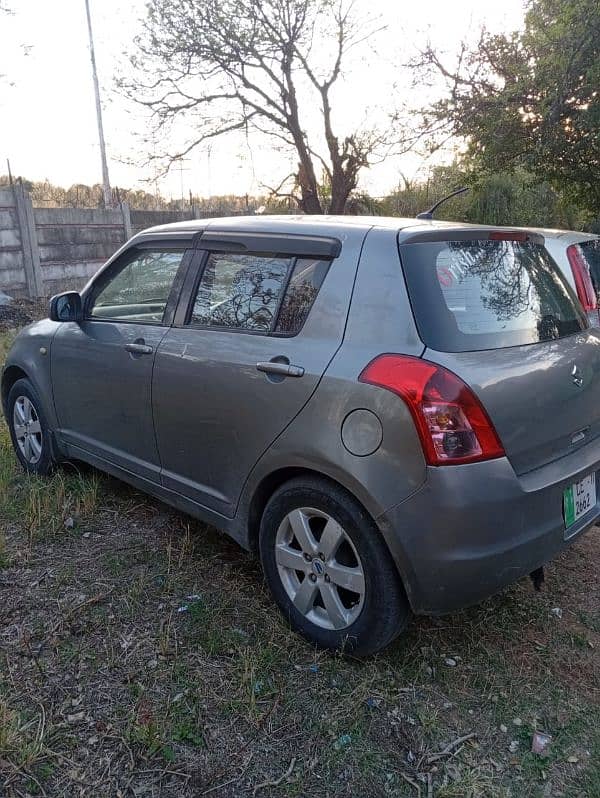 Suzuki Swift 2011 0