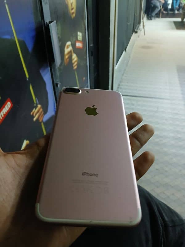 I phone 7 plus 3