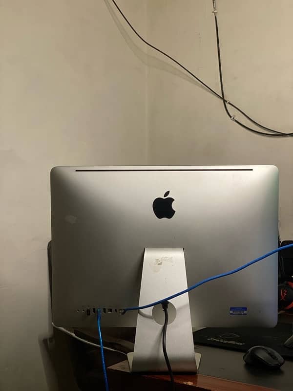 iMac 21.5-inch,Mid 2011 3