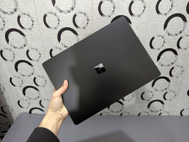 Microsoft Surface Laptop 4 || i7 11th Gen || 16/512 ||  2k Touch Disp 1