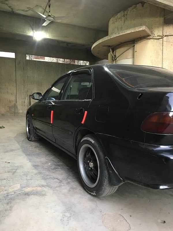 Honda Civic EXi 1995 3