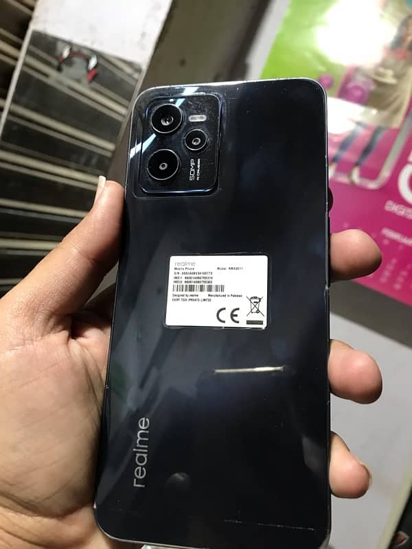 Realme C35 1