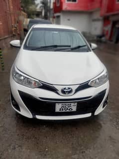 Toyota Yaris 2021 push start aloy wheel automtic full optnl