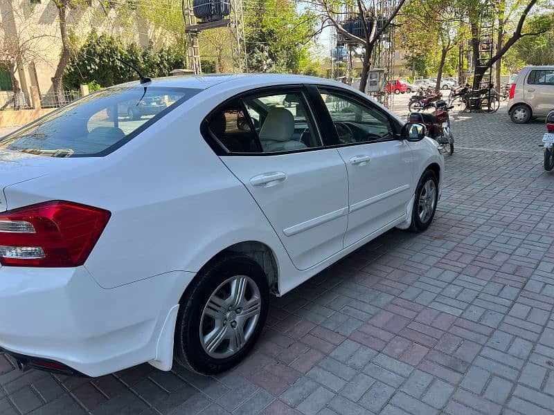 Honda City IVTEC 2020 4