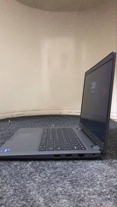 i5 13th Gen / 32 Ram / 256 Nvme 1