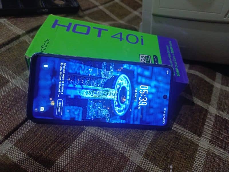 INFINIX HOT 40i 0