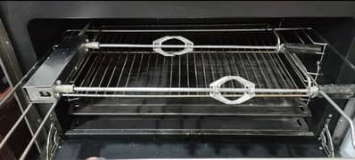 cooking Range with large capacity oven