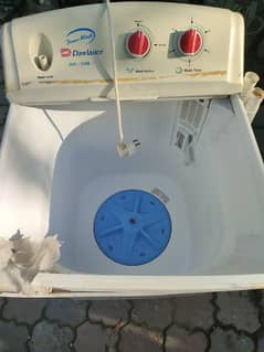 Dawlance washing machine Dw. 5100 in Good condition.