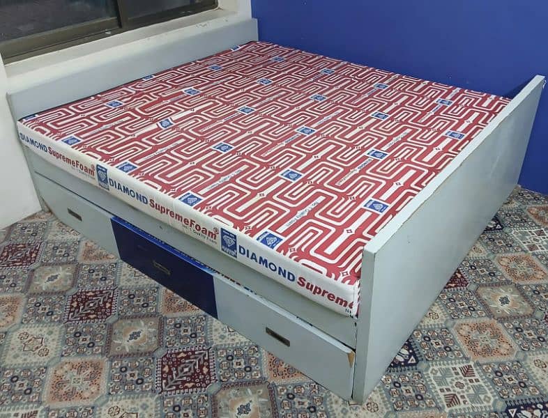 2 in 1 Queen Size Bed with Mattresses 1
