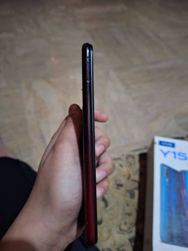 vivo y 15  4/64 4