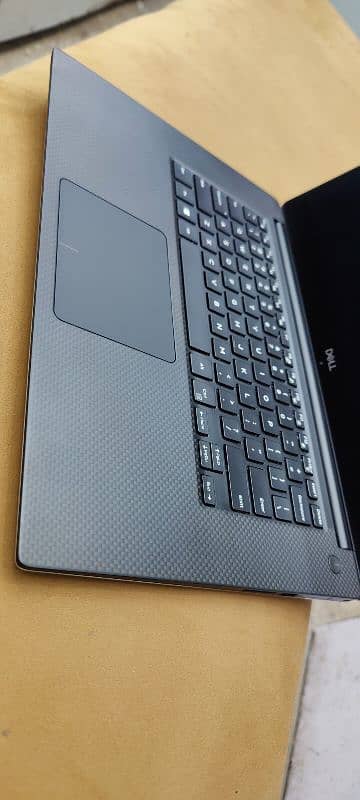 Dell precision 5540 2