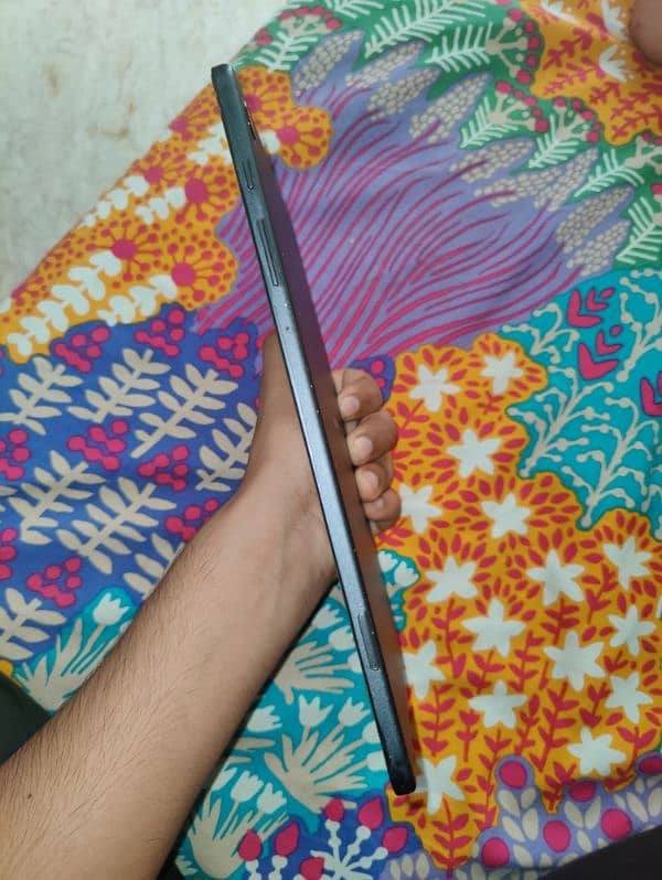 Samsung tab S6 lite (Sim variant) (PTA approved) 4Gb/64Gb 3