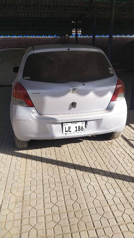 Toyota Vitz 2008 4