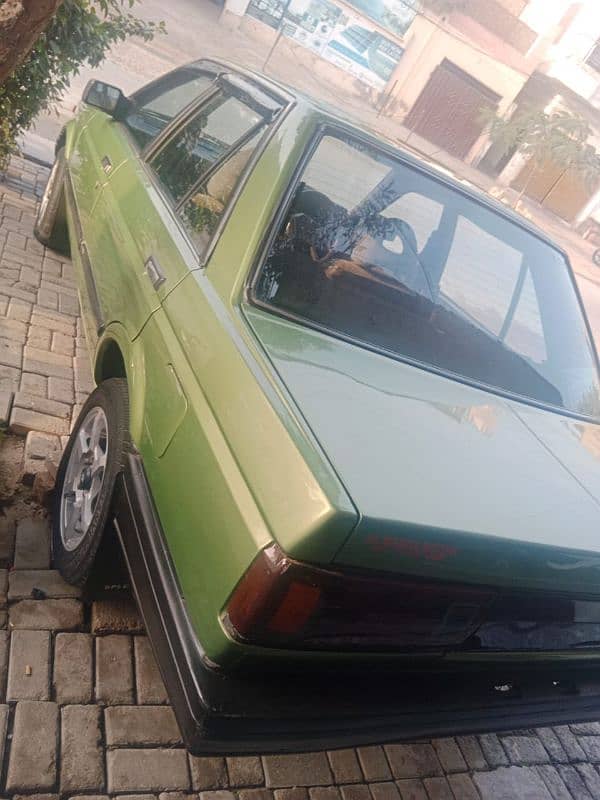 Nissan Sunny 1986 2