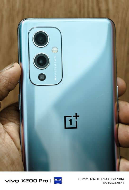 OnePlus 9 5g 1