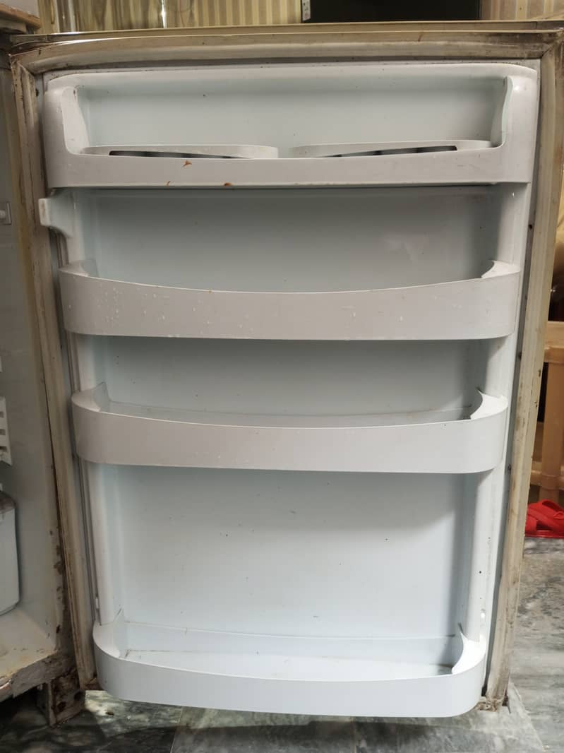PEL large size refrigerator, best refrigerator 100% working 3
