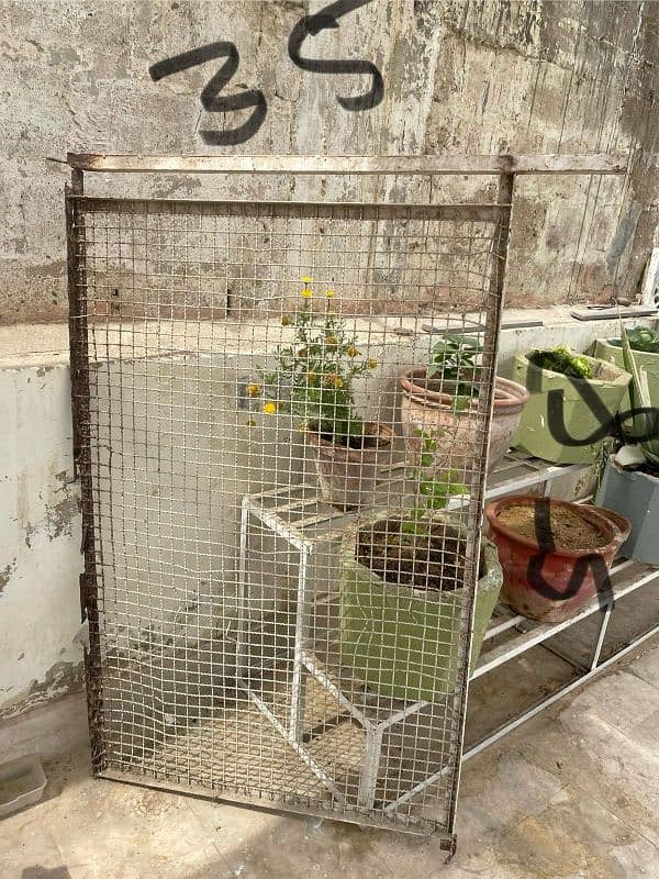 urgent sale - iron Grills for gardening and cattle farming at roof tp 5