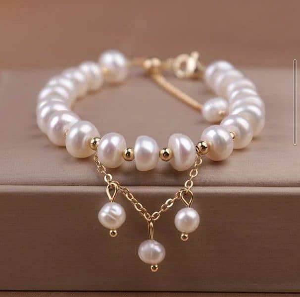 Pearl beaded bracrlet 4