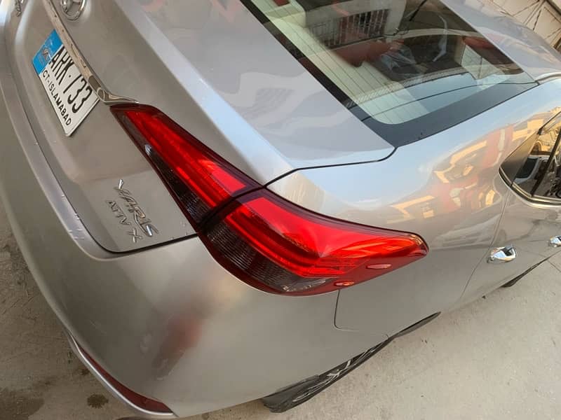 Toyota Yaris 2020 ativx 1.5 full option 12