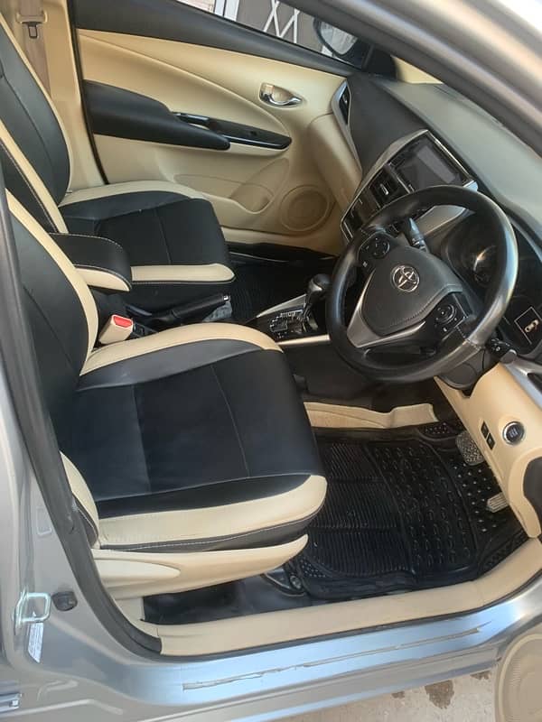 Toyota Yaris 2020 ativx 1.5 full option 15