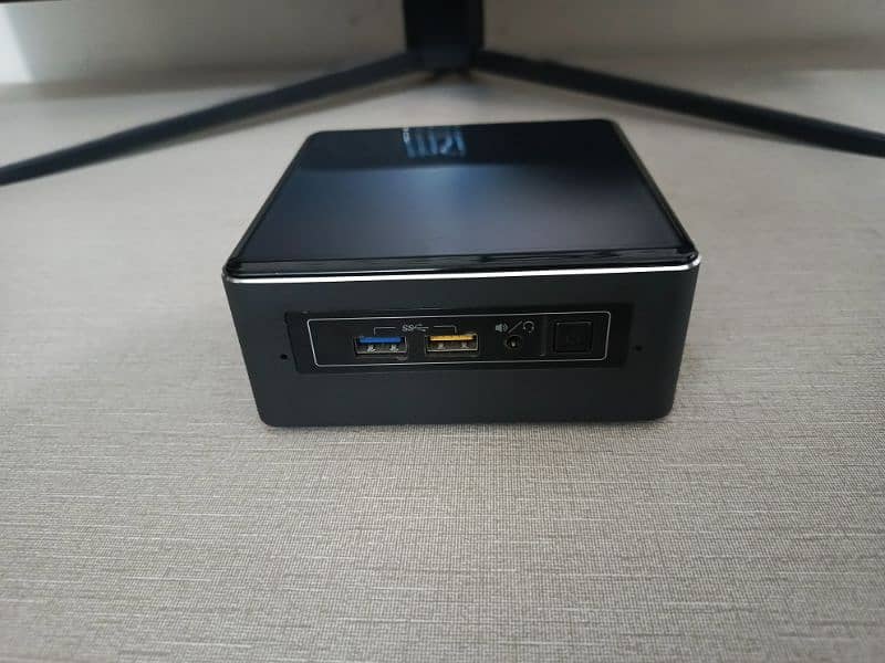 Intel Mini PC 1