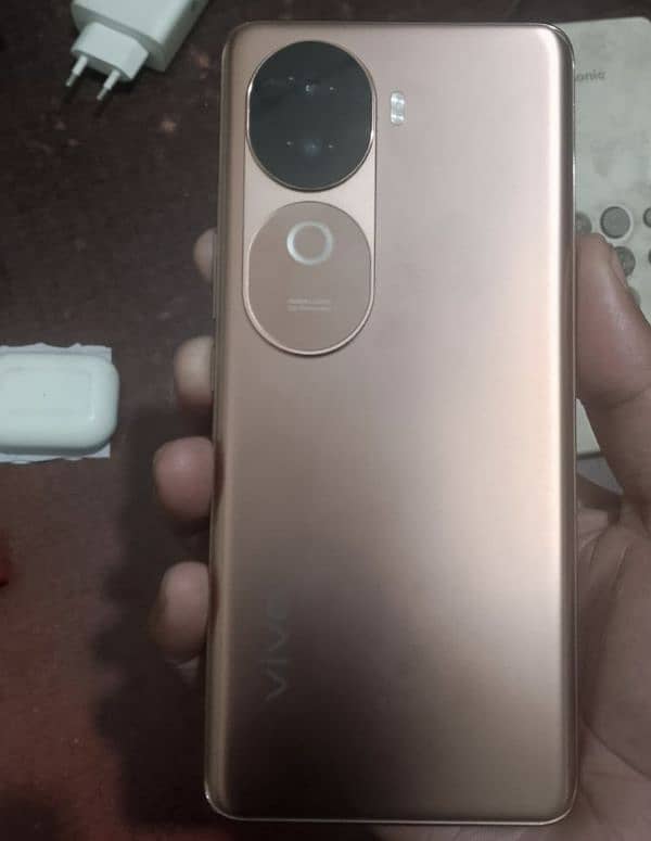 vivo v40e 0