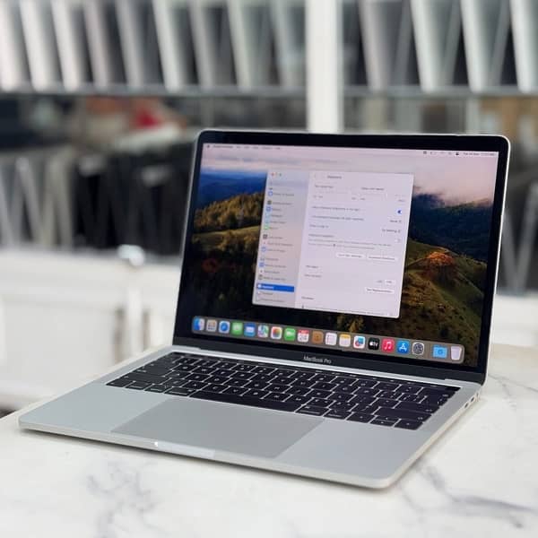 MACBOOK PRO (2016) Core i5 (16/256gb) 13 Inch (4k Retina) 2