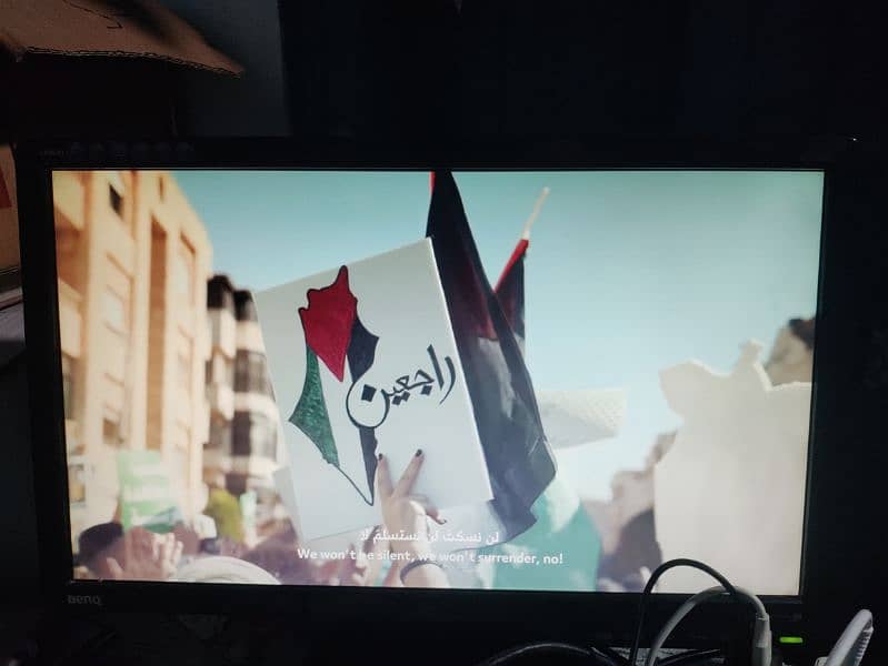 BRANDED 19inch WIDE LCD MONITOR good display. 03122810637 6