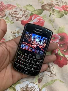 Blackberry Tour 9630 Sim Working 10/10 Condition For Sale