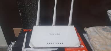 WiFi router ( Tenda)