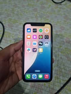 Iphone 11 non Pta with box 128 GB