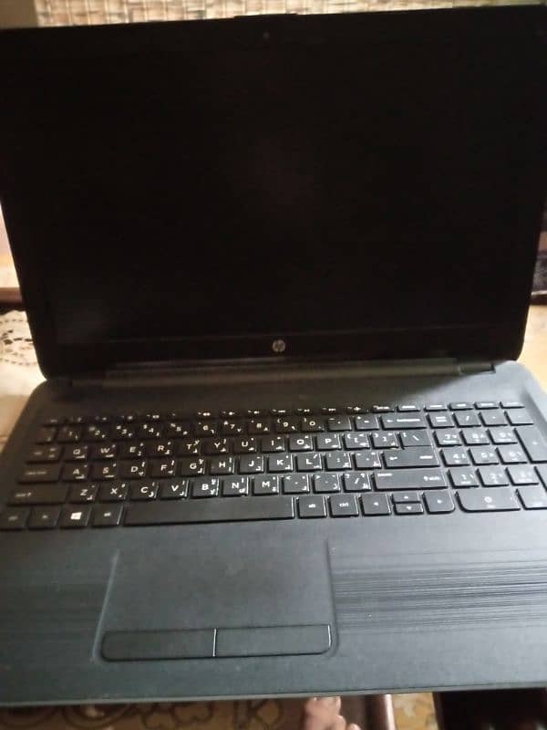 HP Core i3 2gb ram 256gb storage 1