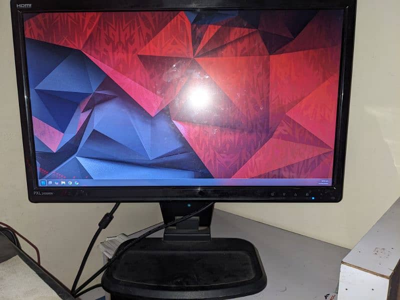 Planar 24 inch 1080p monitor 60hz LCD 1