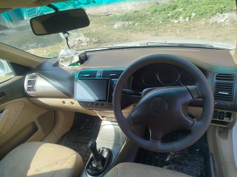 Honda Civic EXi 2004 4